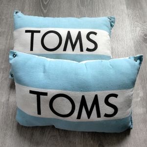 Pair of Toms pillows